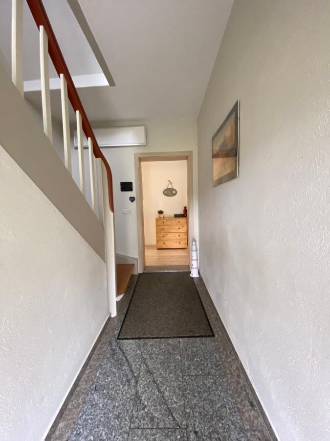 Gelbes Haus Seenland Ferienwohnungen Xl Elsterheide Buitenkant foto
