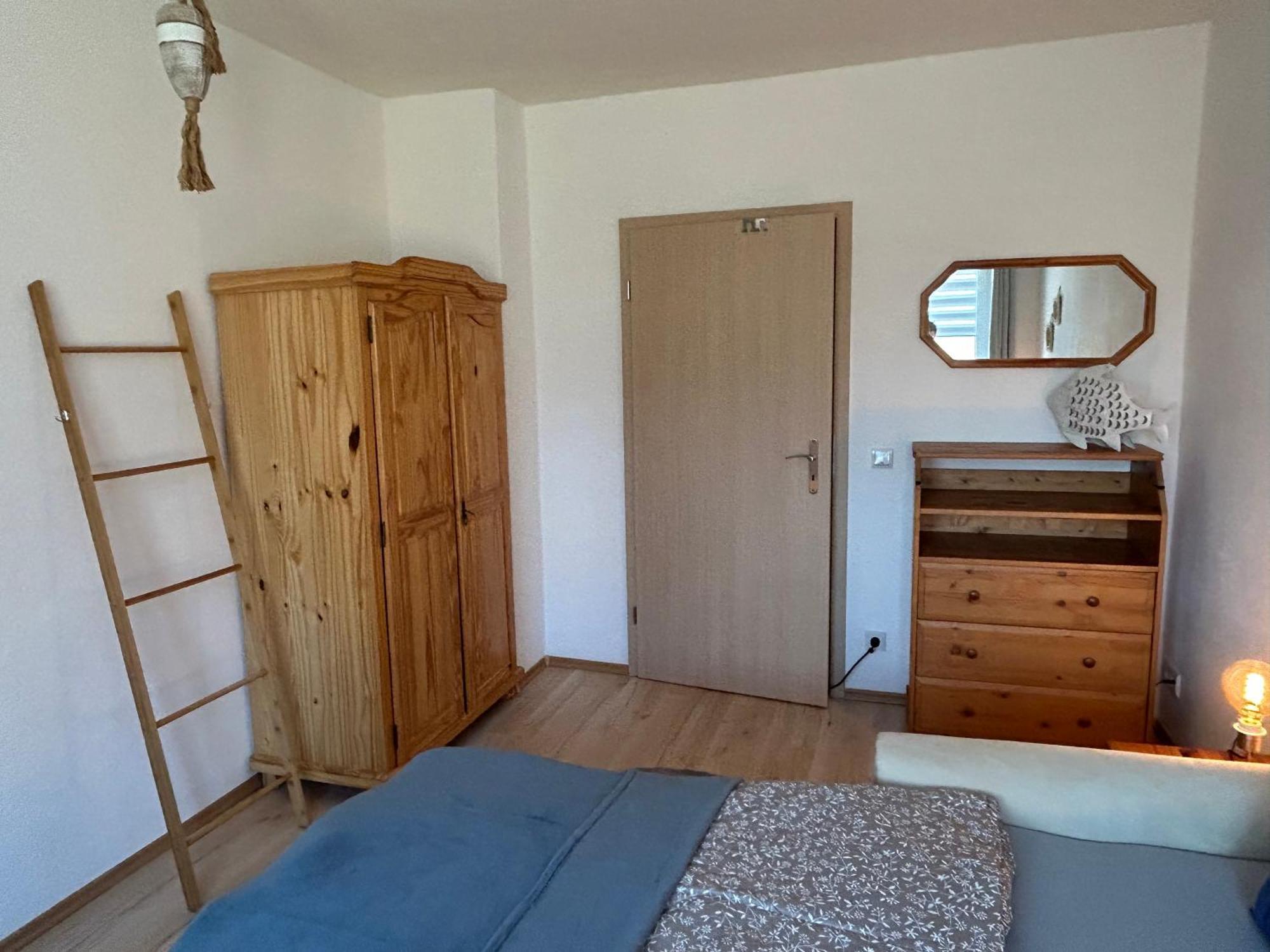 Gelbes Haus Seenland Ferienwohnungen Xl Elsterheide Kamer foto